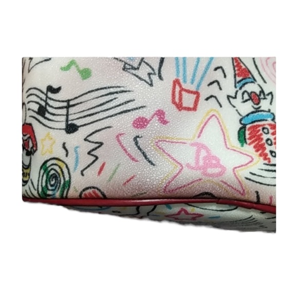 Limited Edition Macy's Parade Dooney and Bourke Statement Bucket Bag - Picture 10 of 12